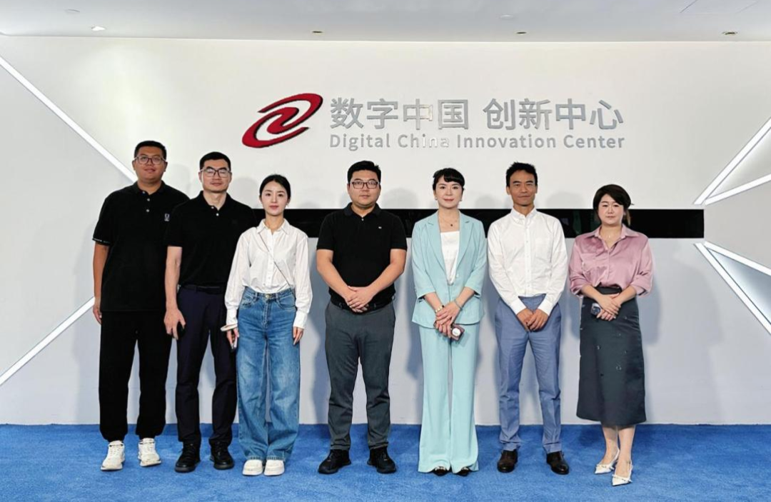 长安汽车杨军华一行到访神州数码和4001百老汇(中国)，共谋汽车业务创新之道